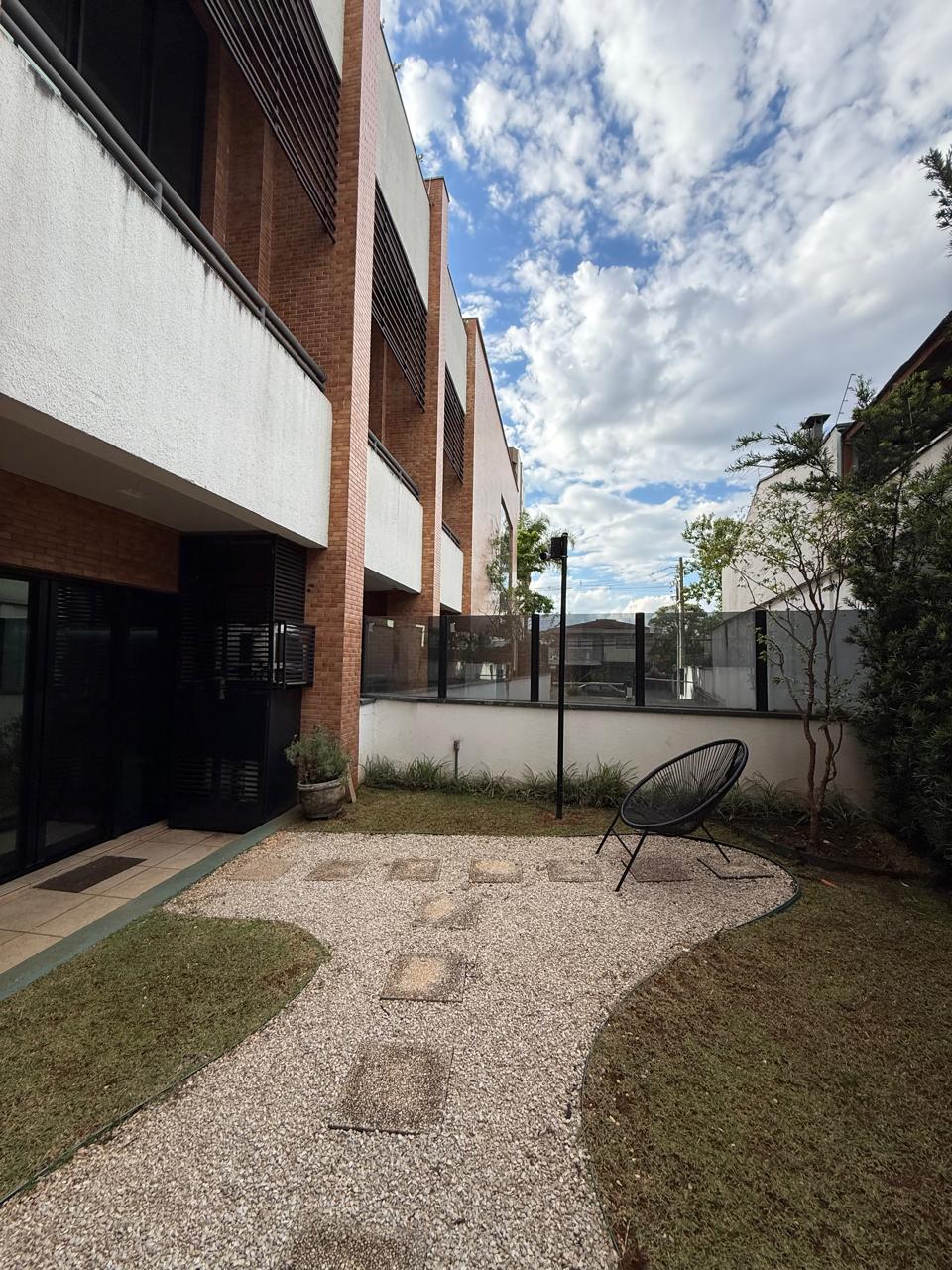 WhatsApp Image 2025-11-04 at 10.29.16 (2)